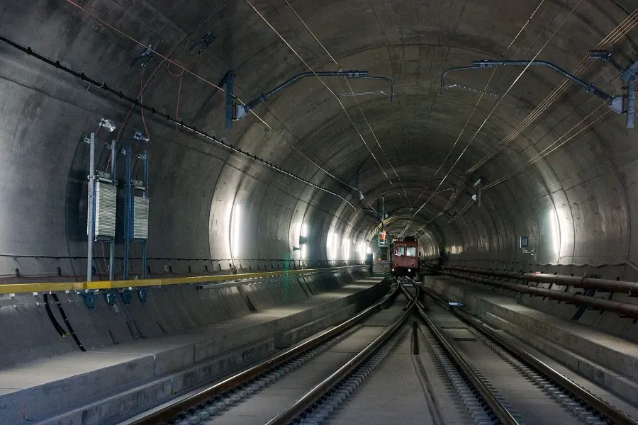 La carte Tunnel de base du Saint-Gothard