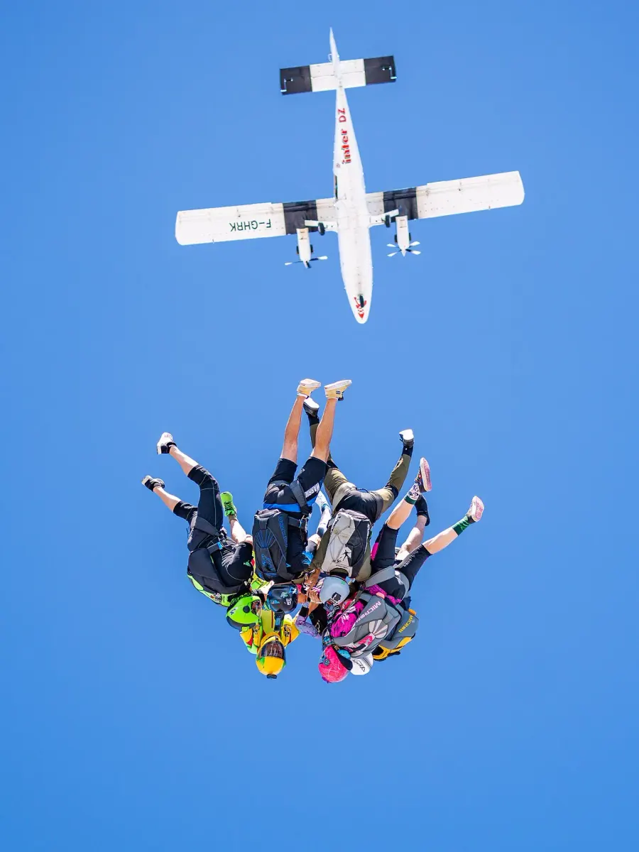 The Parachuting card