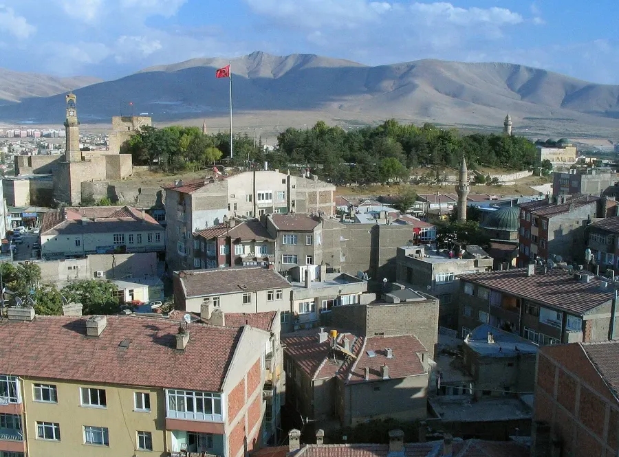 The Niğde card