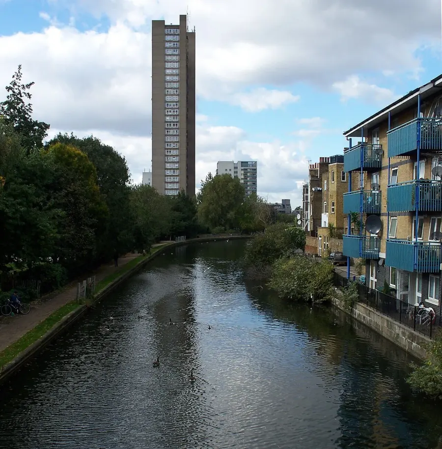 The Grand Union Canal card