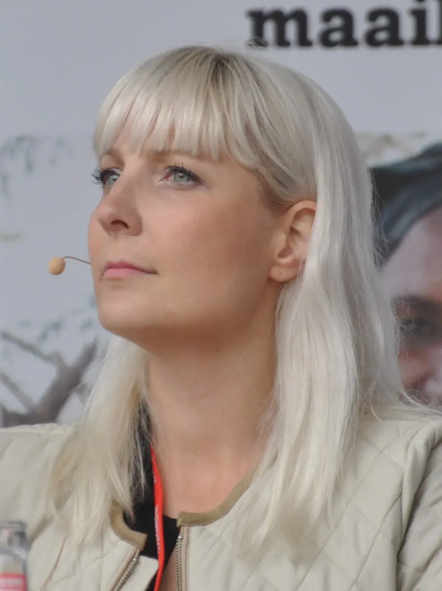 The Laura Huhtasaari card