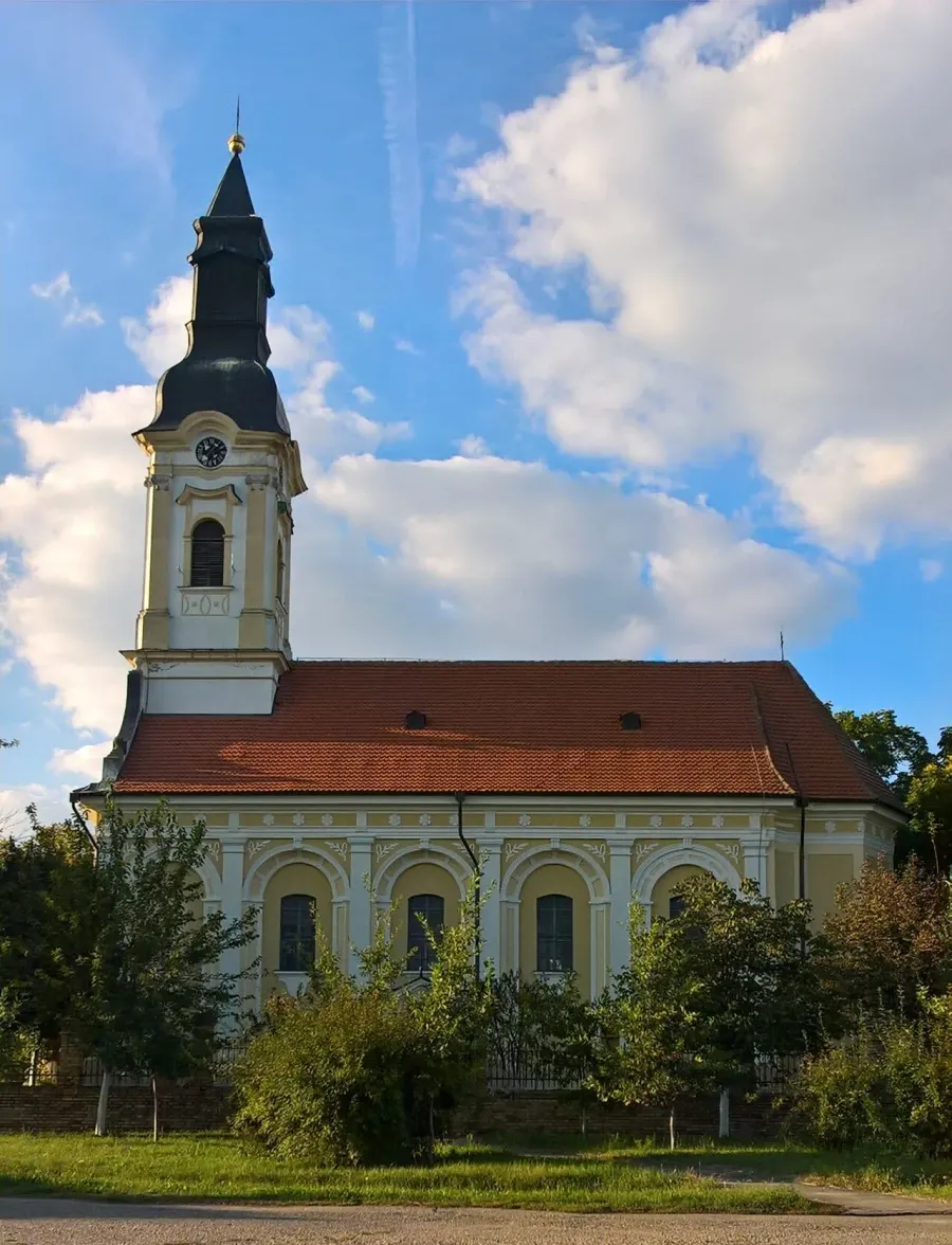 La carte Église Saint-Michel-et-Saint-Gabriel de Banatsko Aranđelovo