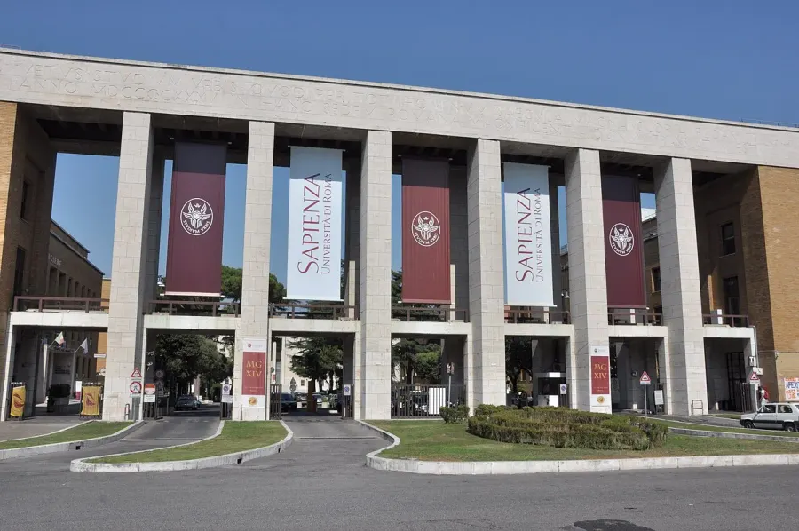 La carte Université de Rome « La Sapienza »