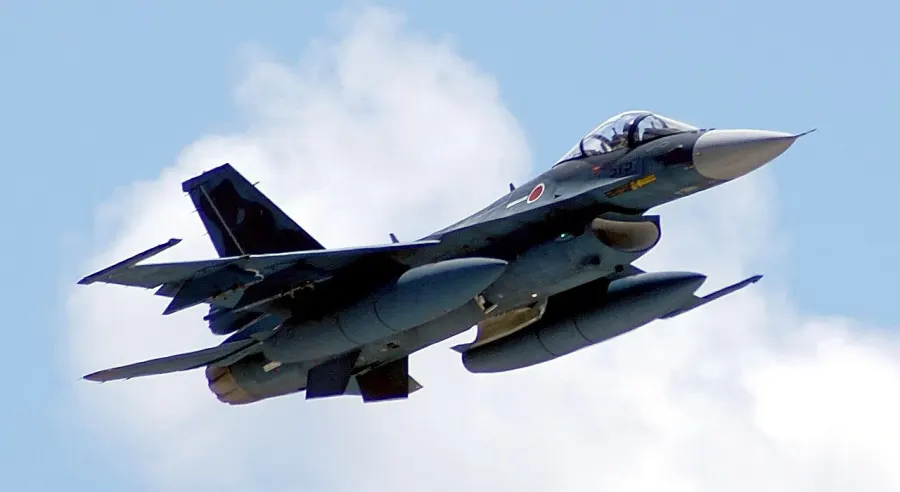 La carte Mitsubishi F-2