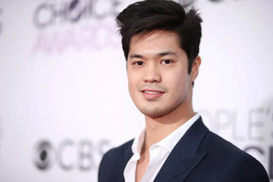 La carte Ross Butler