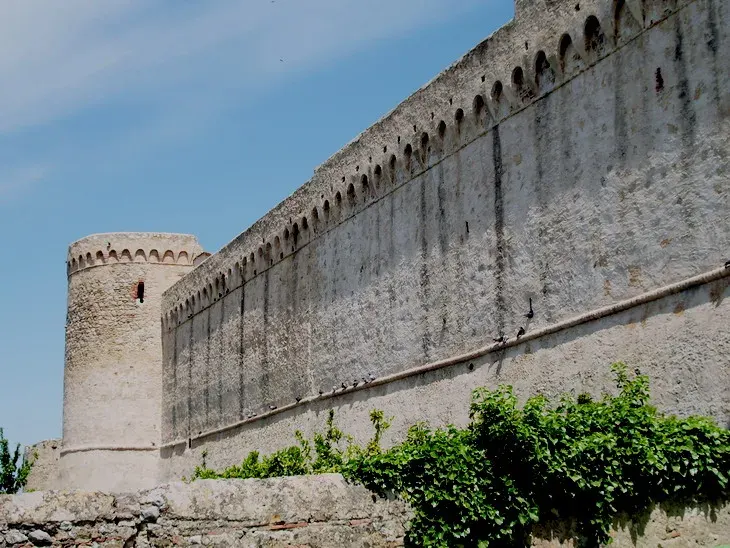 The Magliano in Toscana card