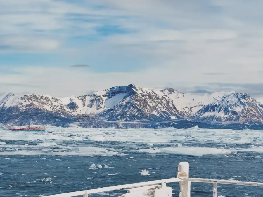 The Tiksi Bay card