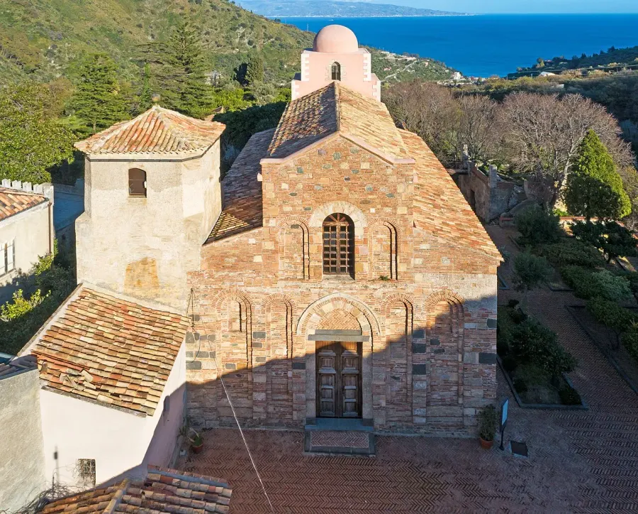 La carte Église Santi Pietro e Paolo d'Itala