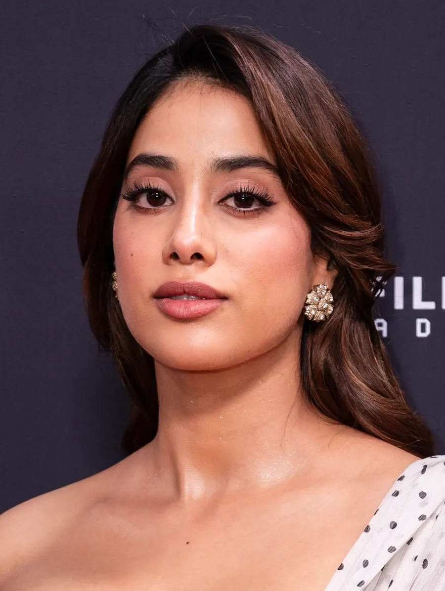 La carte Janhvi Kapoor