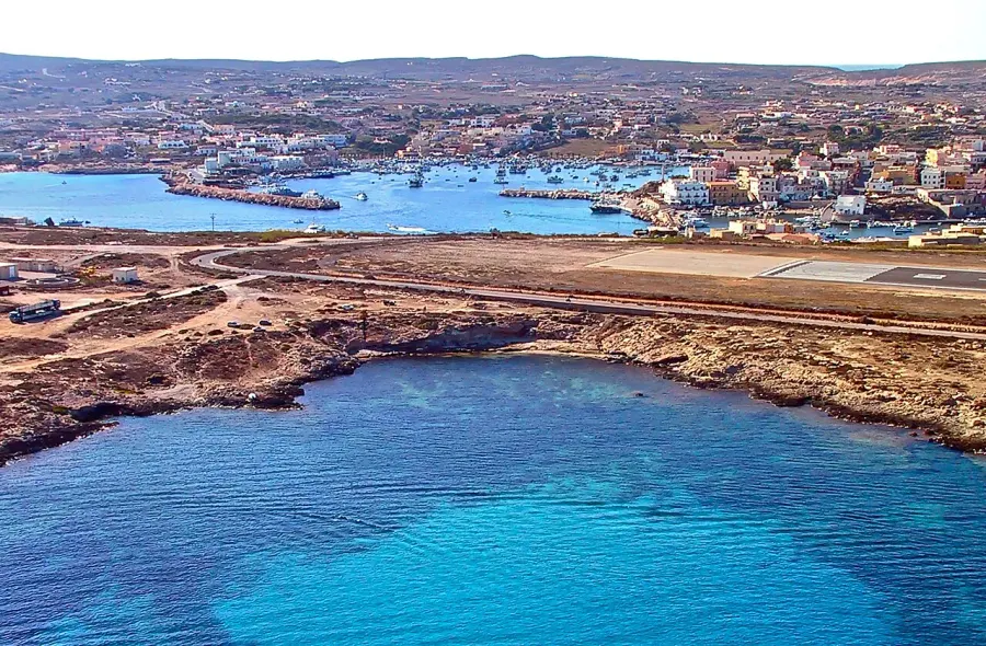 The Lampedusa e Linosa card