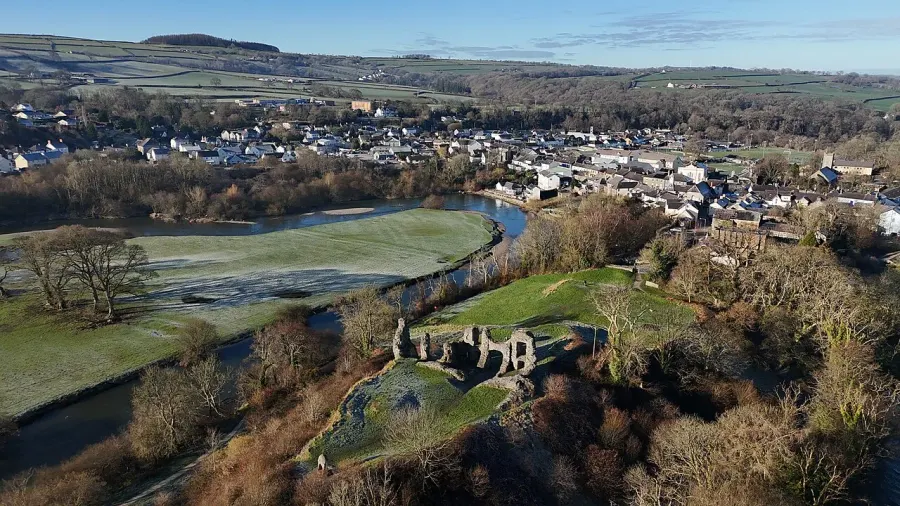 La carte Newcastle Emlyn
