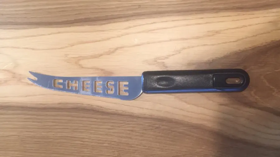 The Cheese knife card