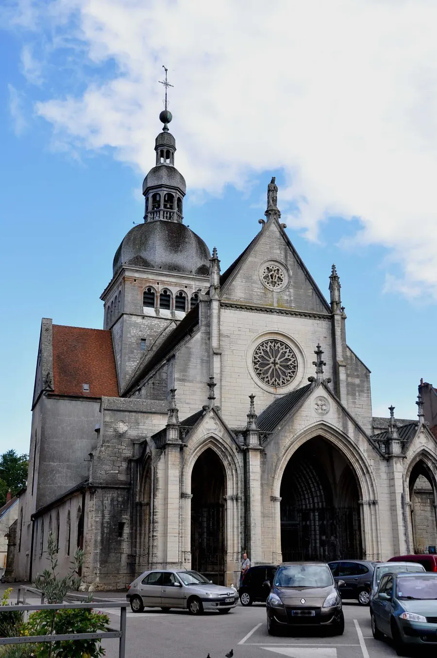 La carte Basilique Notre-Dame de Gray