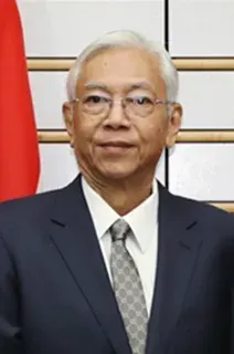 The Htin Kyaw card