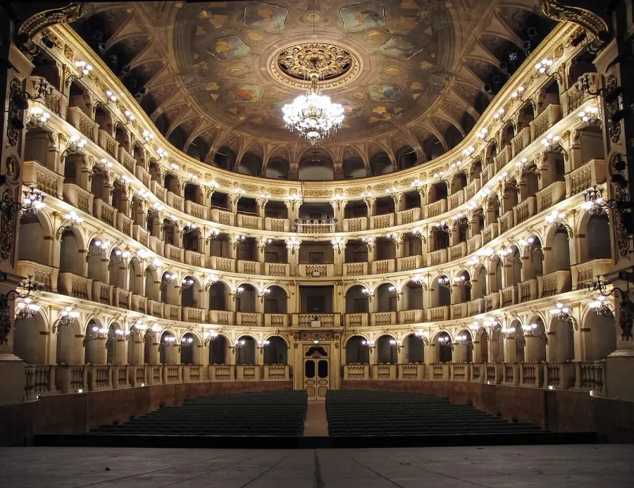 La carte Teatro comunale
