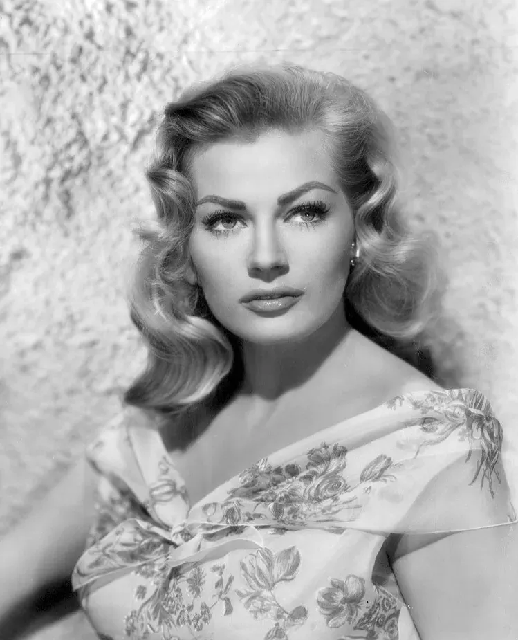 The Anita Ekberg card