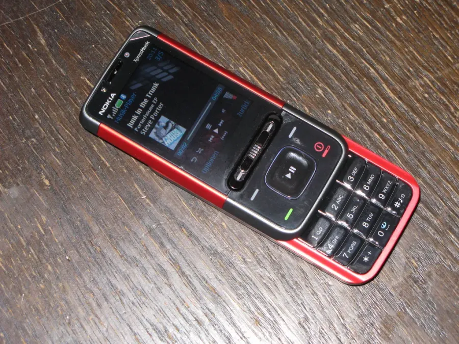 The Nokia 5610 XpressMusic card