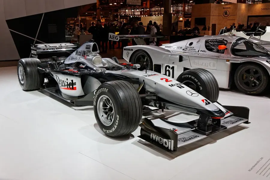 The McLaren MP4/15 card
