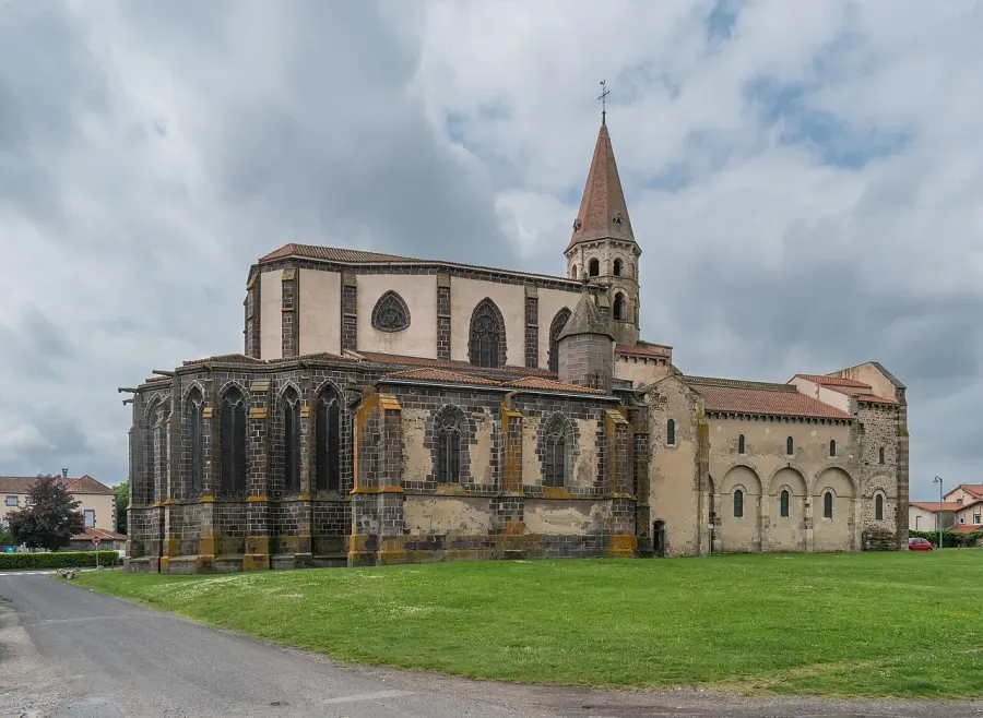 La carte Collégiale Saint-Victor et Sainte-Couronne d'Ennezat