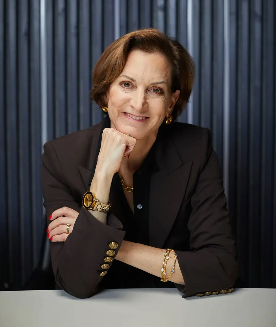 The Anne Applebaum card