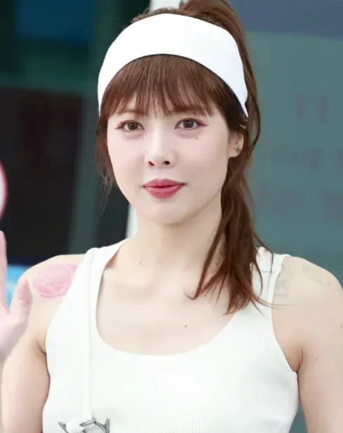 The Hyuna card