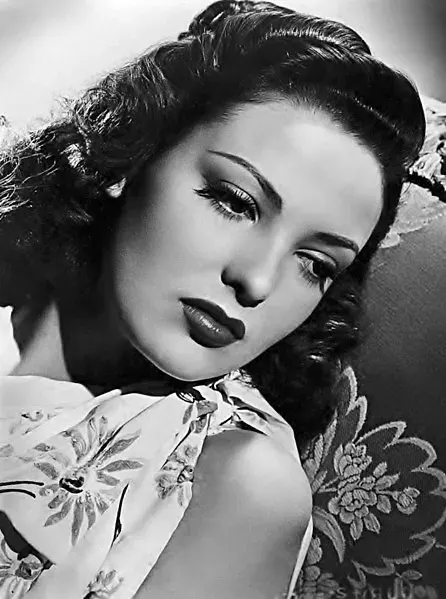 The Linda Darnell card
