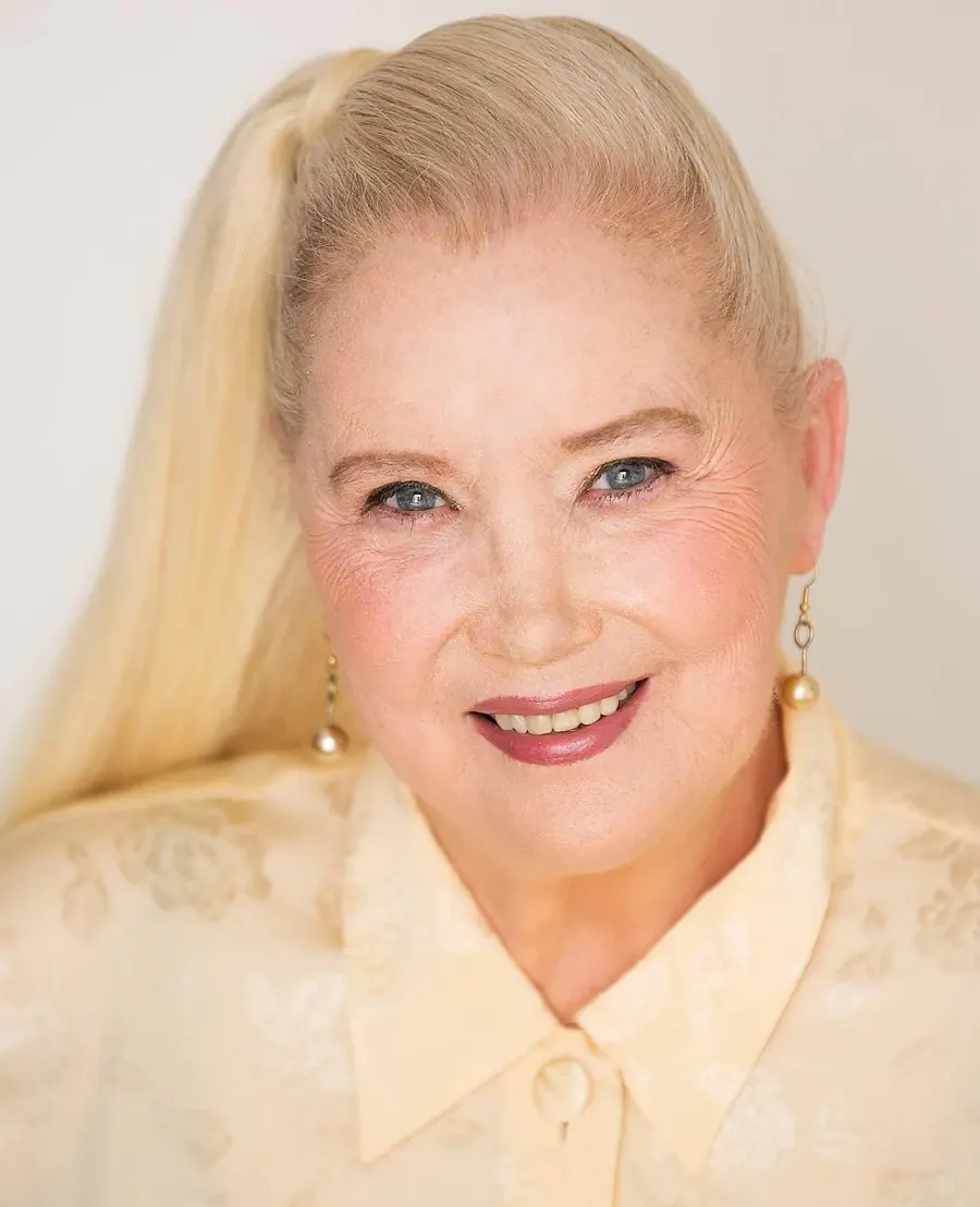 La carte Sally Kirkland