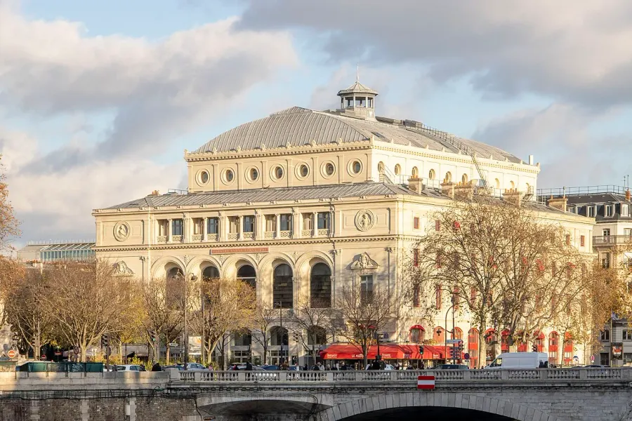 The Théâtre de la Ville card