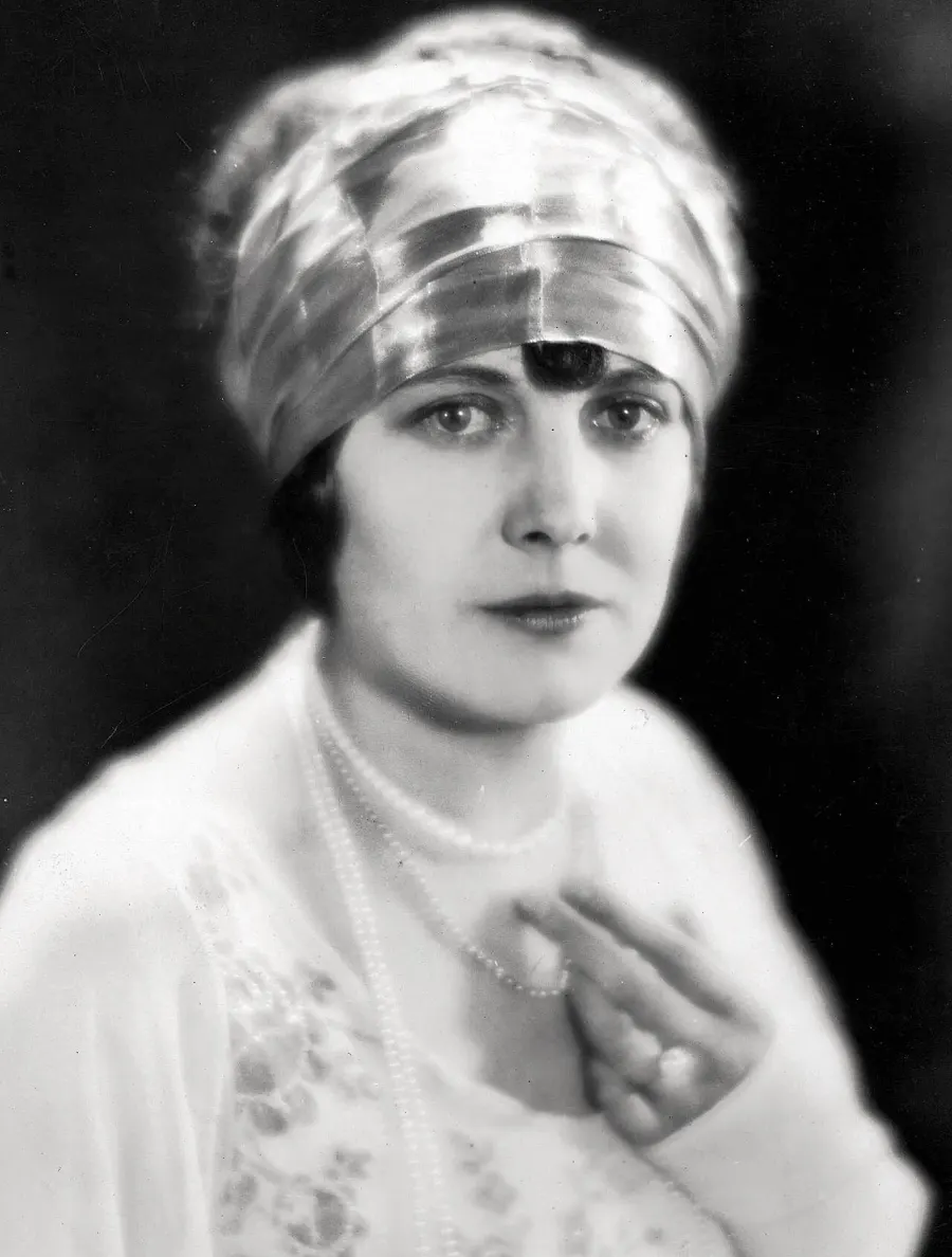 The Edna Purviance card