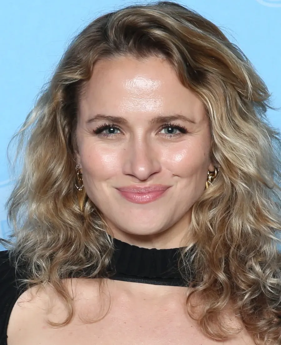 The Shantel VanSanten card