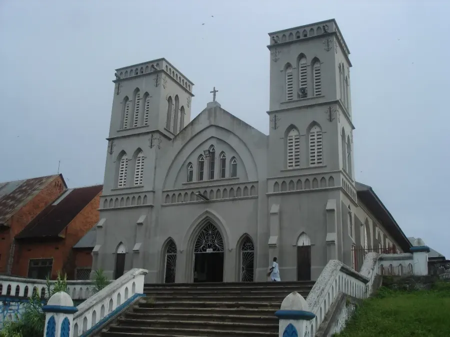 La carte Cathédrale Notre-Dame-du-Rosaire de Kisangani