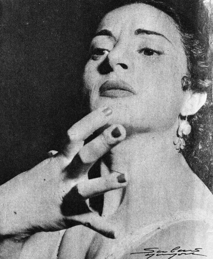 The Lola Flores card