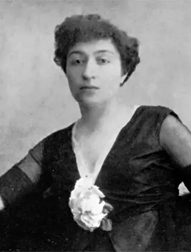 The Aleksandra Ekster card