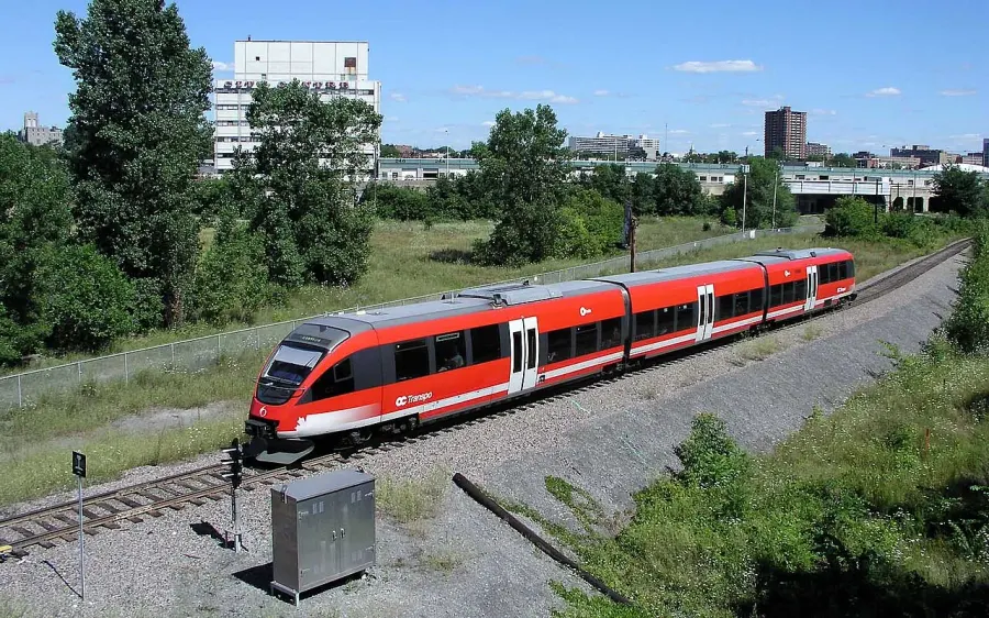The O-Train card