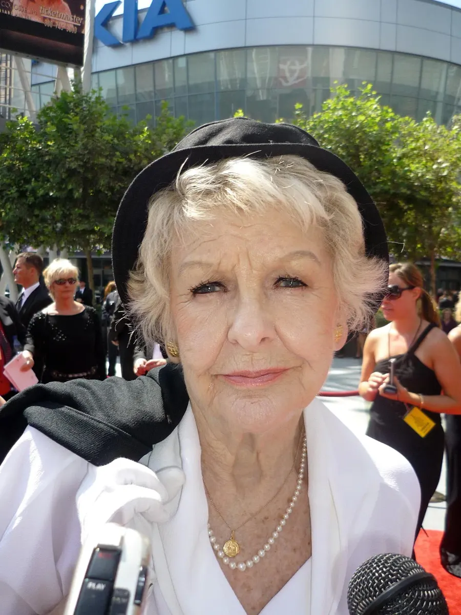 The Elaine Stritch card
