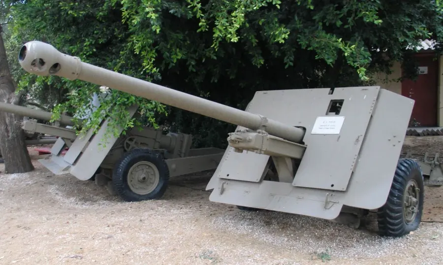 La carte Ordnance QF 17 pounder