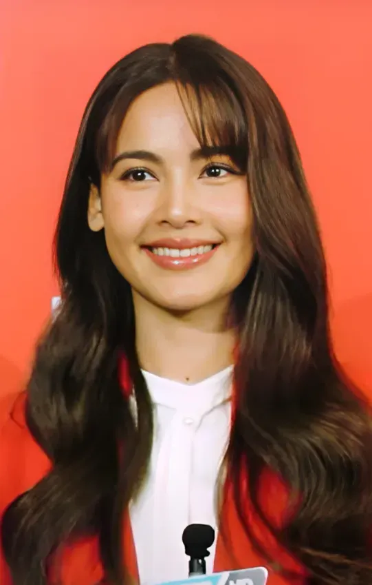 The Urassaya Sperbund card