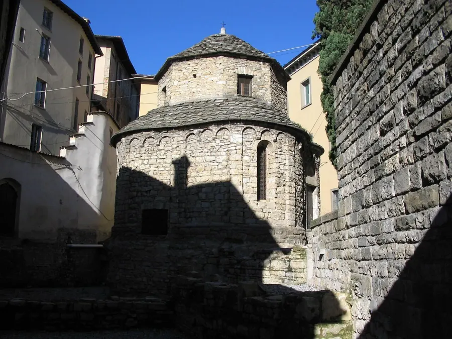 La carte Petit temple de la Sainte-Croix de Bergame