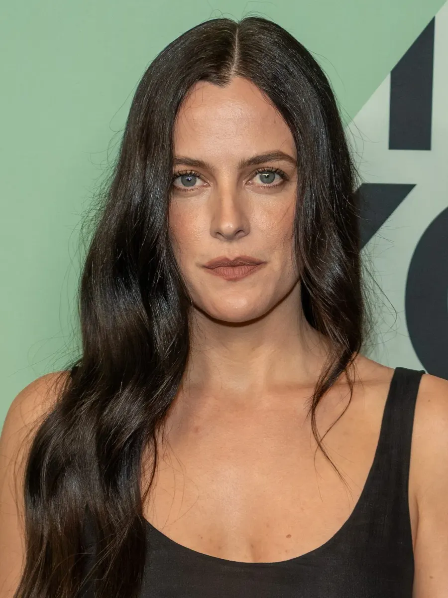 La carte Riley Keough