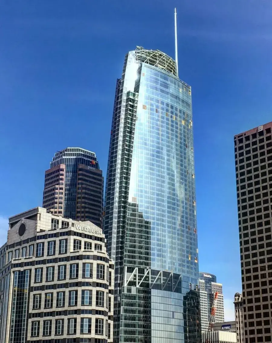 The Wilshire Grand Center card