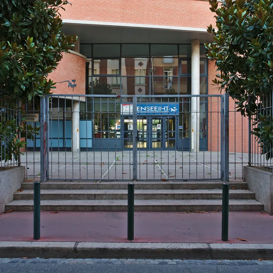 La carte École nationale supérieure d'électrotechnique, d'électronique, d'informatique, d'hydraulique et des télécommunications