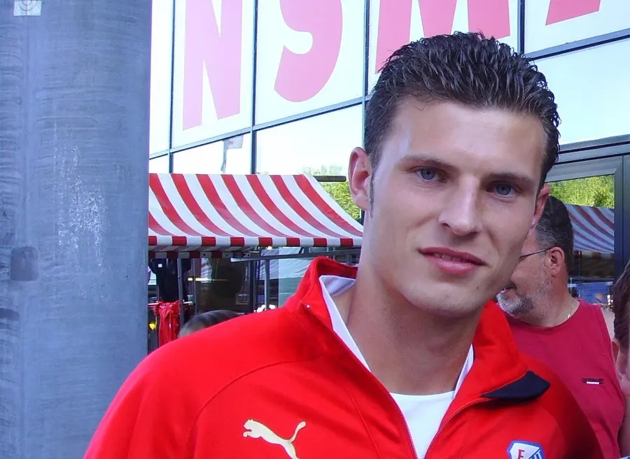 The Erik Pieters card