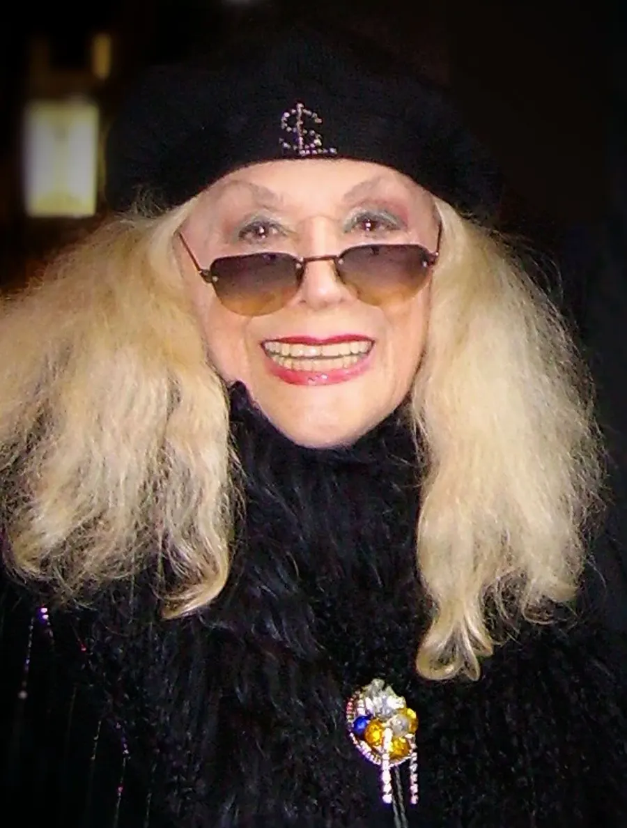 La carte Sylvia Miles
