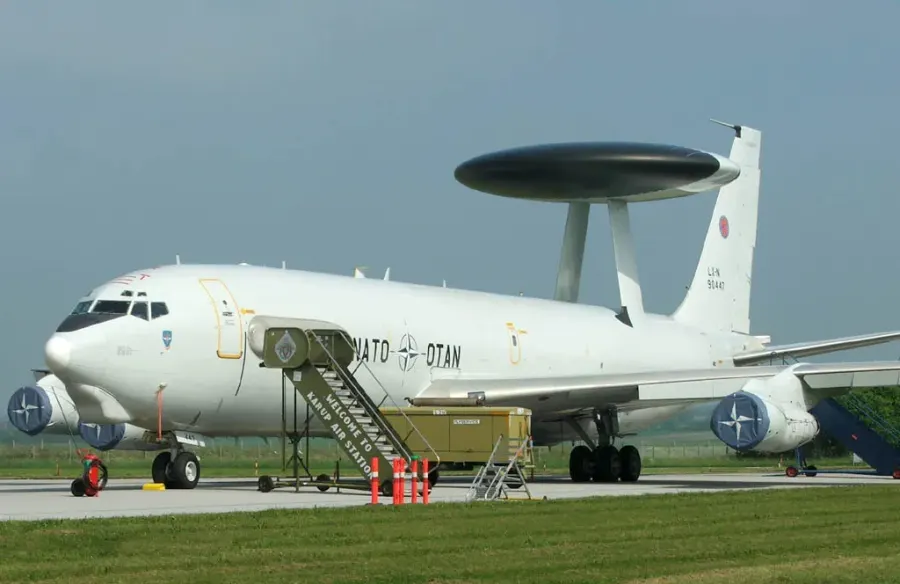 La carte Boeing E-3 Sentry