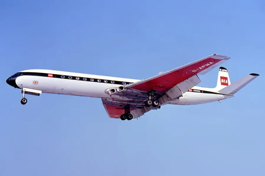 The De Havilland Comet card