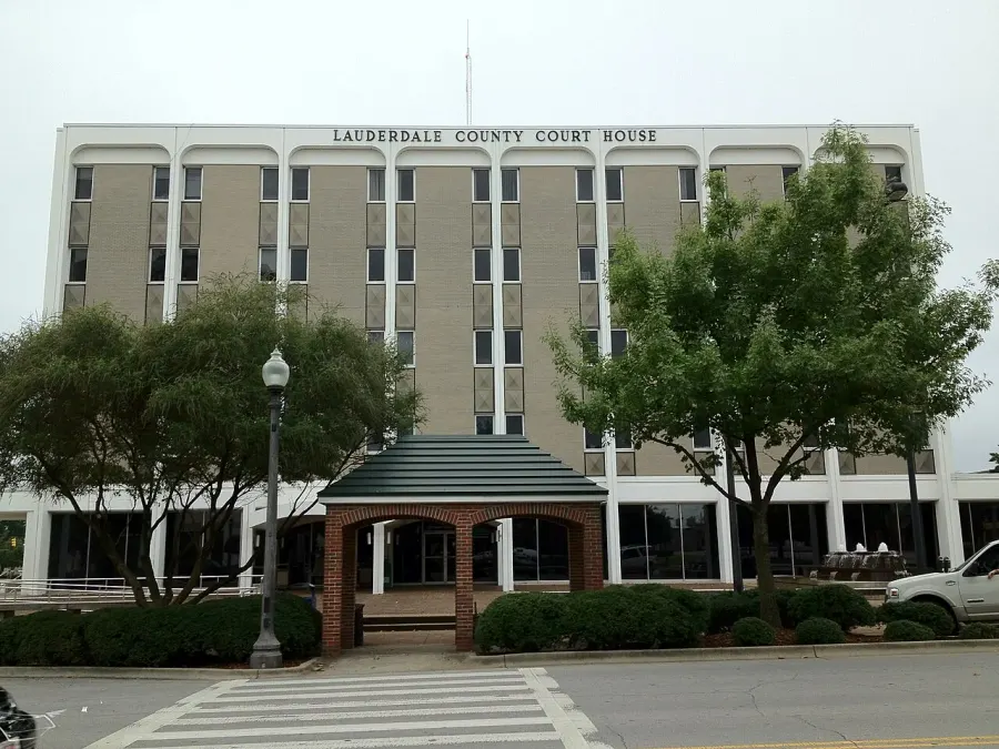 The Lauderdale County, Alabama card