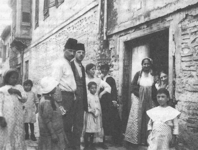 The History of the Jews in Thessaloniki card