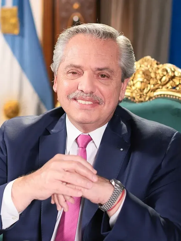 The Alberto Fernández card