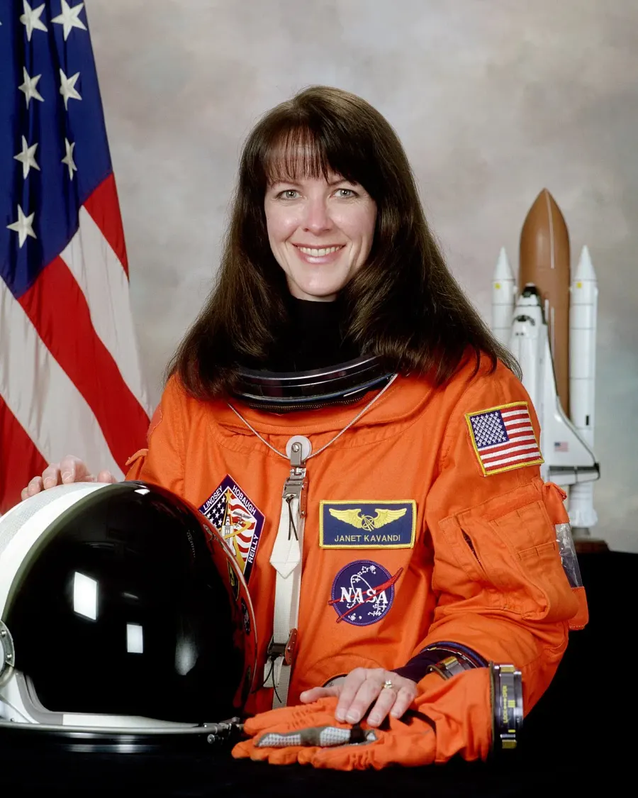 The Janet L. Kavandi card