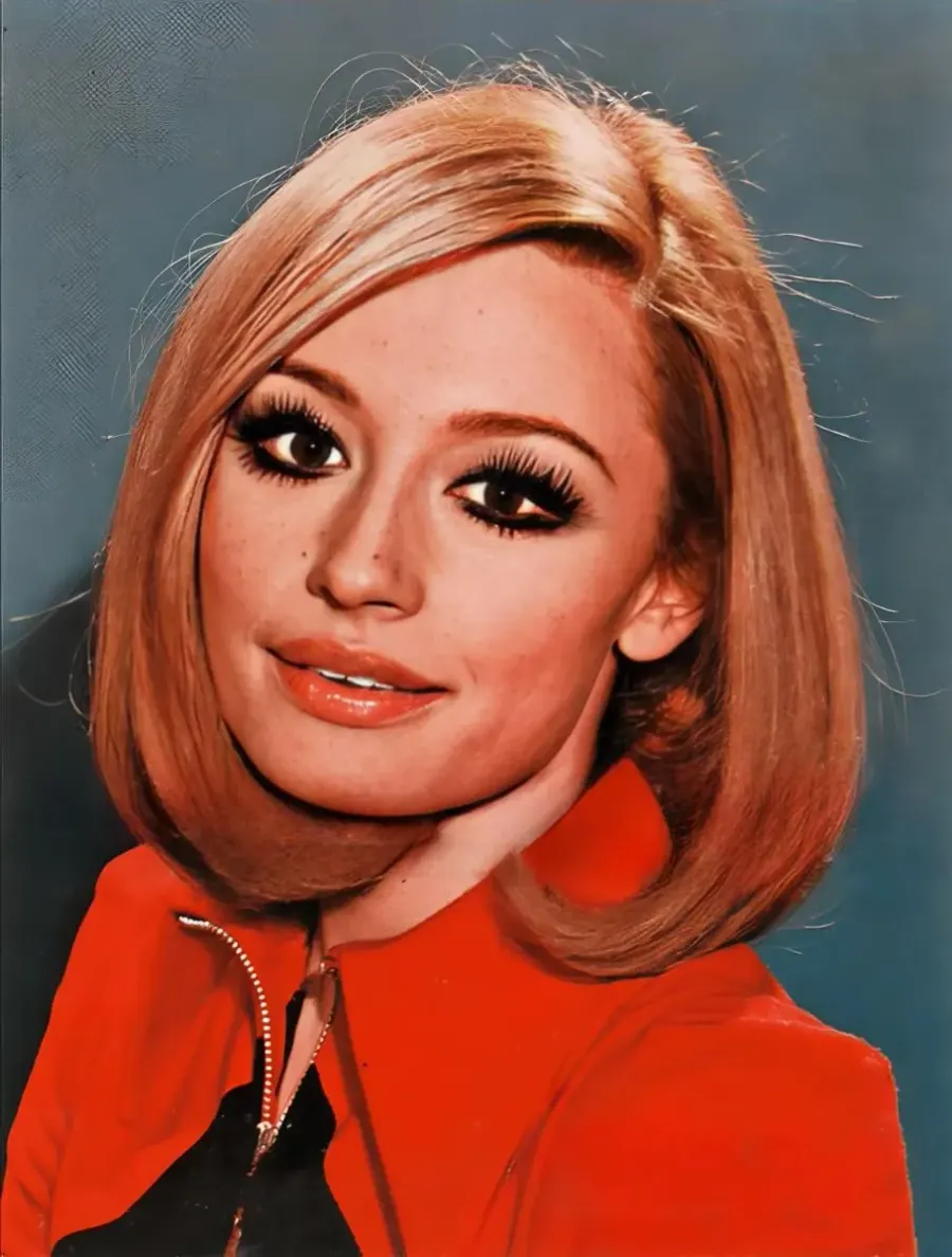 The Raffaella Carrà card
